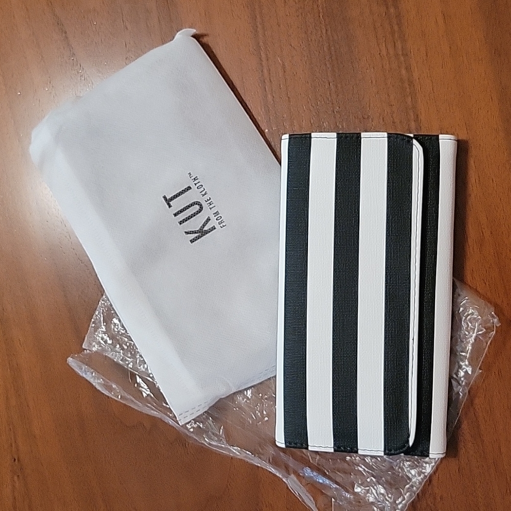New Kut From the Kloth wallet